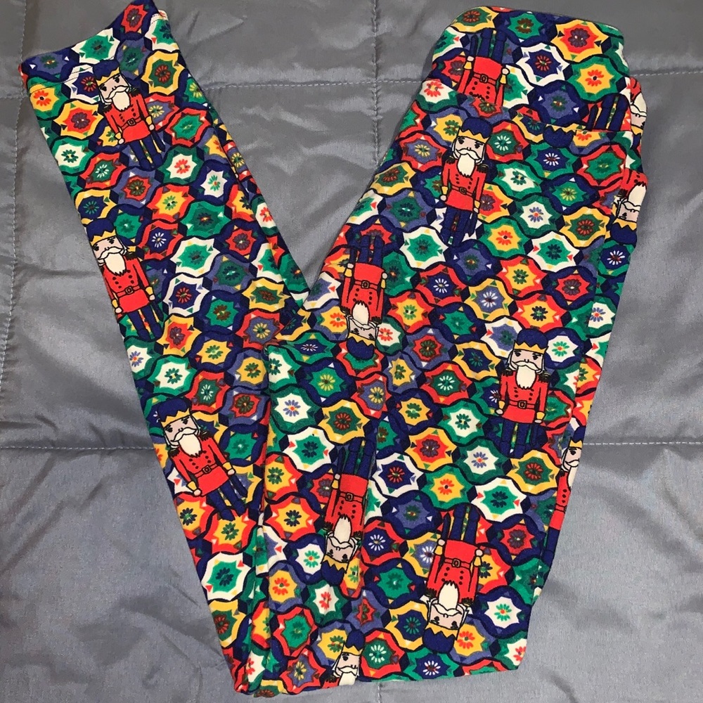 Lularoe tween nutcracker leggings